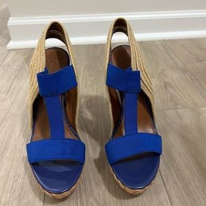 BOUTIQUE9 wedge heels, size 9.5 ( run small fits like a 9)
